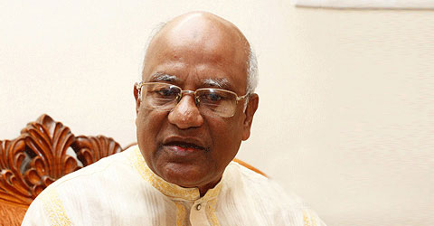 খন্দকার মোশাররফ ক্ষমতার দ্বারপ্রান্তে খালেদা জিয়া