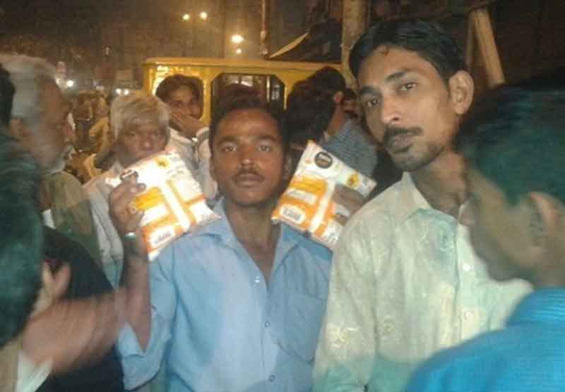 ভারতে প্রতি কেজি লবণ ৪০০ টাকা, চিনি ৫০০ টাকা!